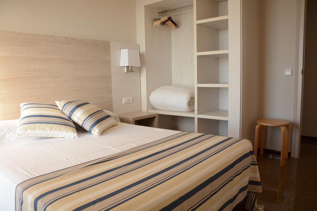 Apartaments La Catifa Now With Elevator!!! Palamos Bagian luar foto